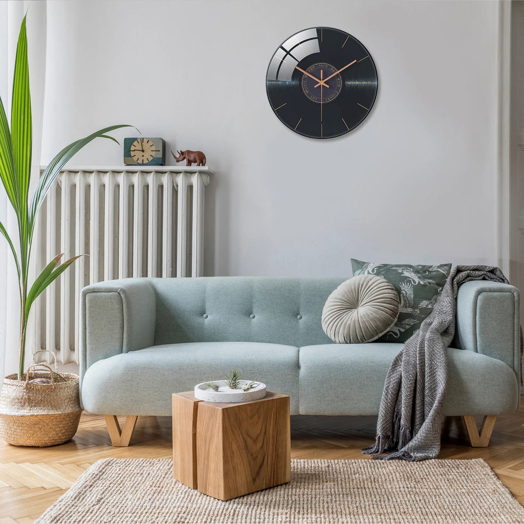 Horloge murale noire moderne