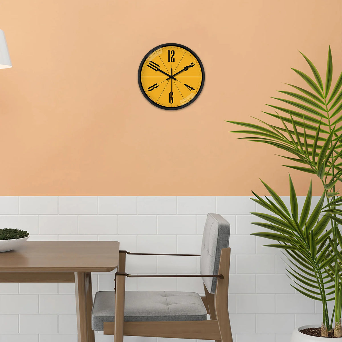 Horloge murale originale jaune