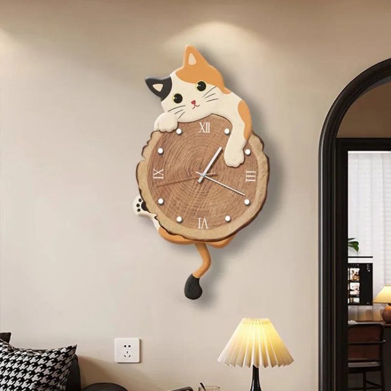 Horloge murale félin rondin animé