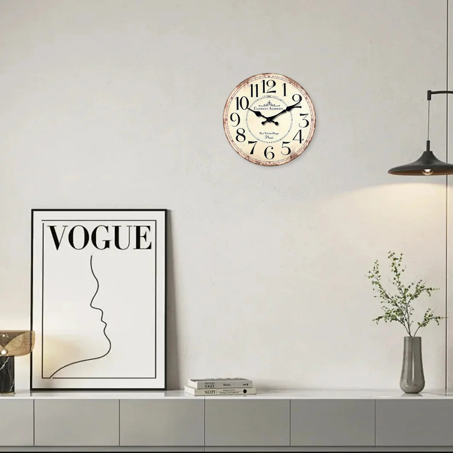 Horloge murale bois vieilli Image