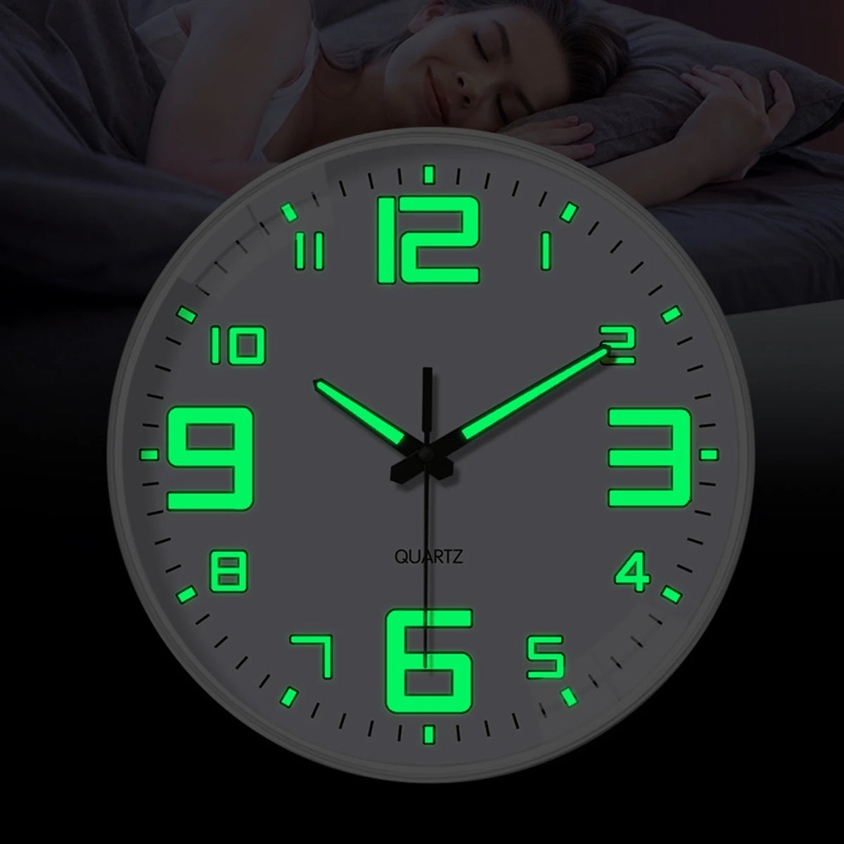 Horloge murale blanche moderne