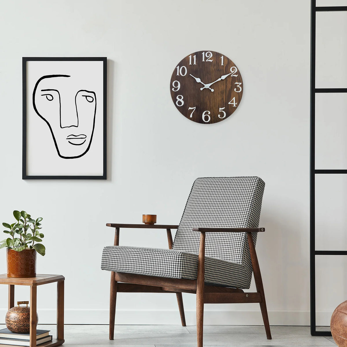 Horloge murale bois foncé rustique