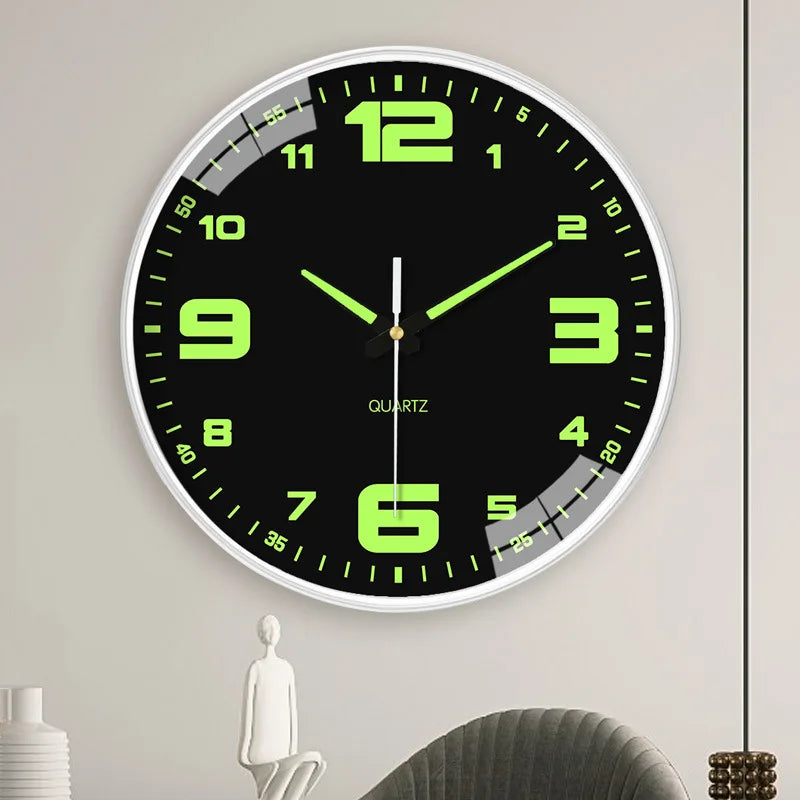Horloge murale fluorescente Image