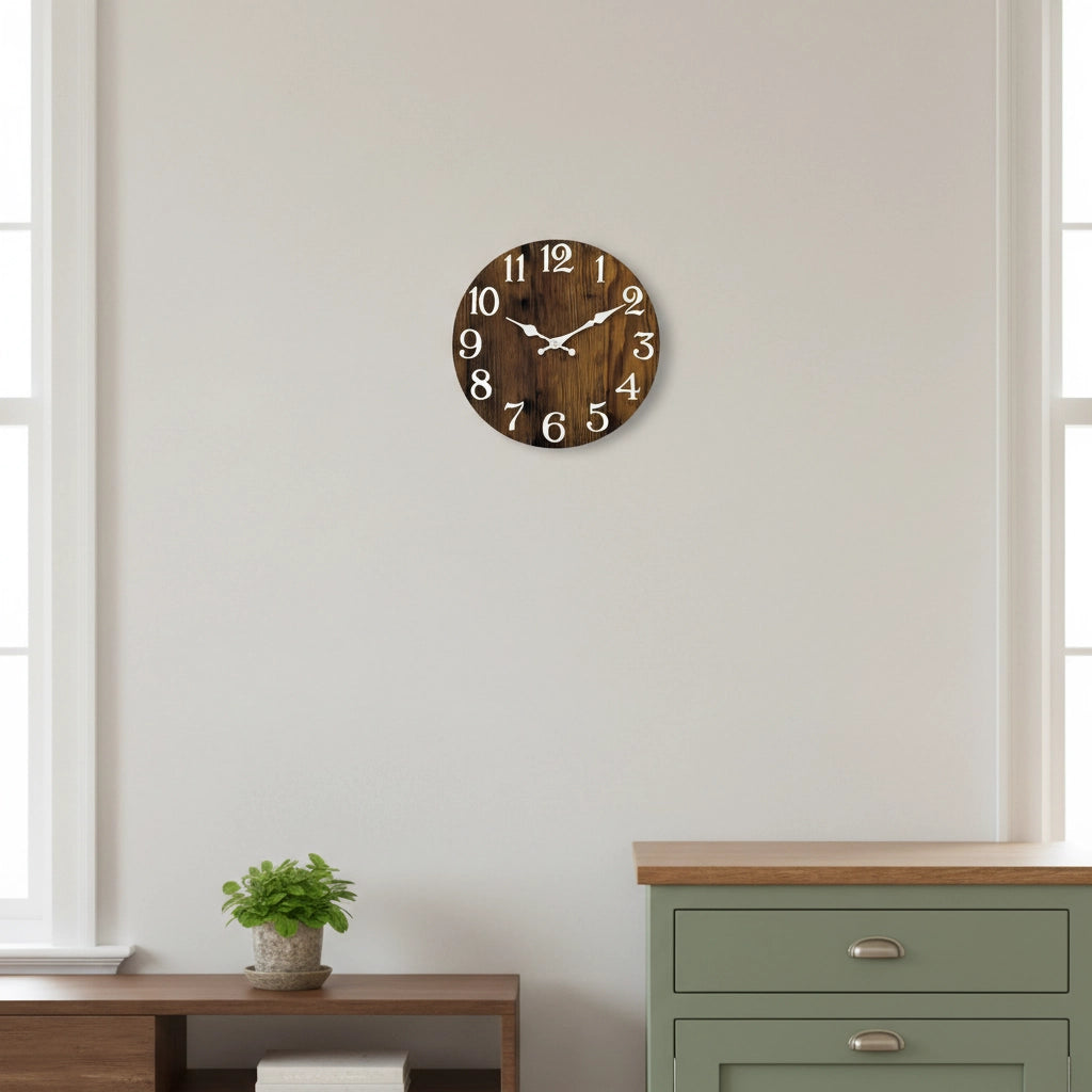 Horloge murale bois foncé rustique
