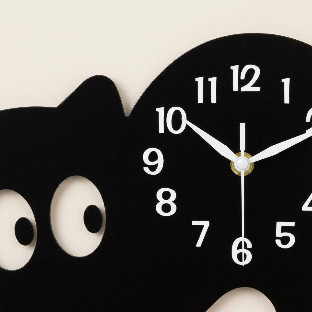 Horloge murale chat kawaii bois