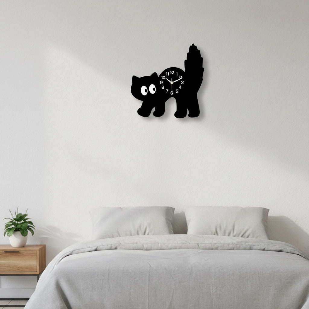 Horloge murale chat kawaii bois
