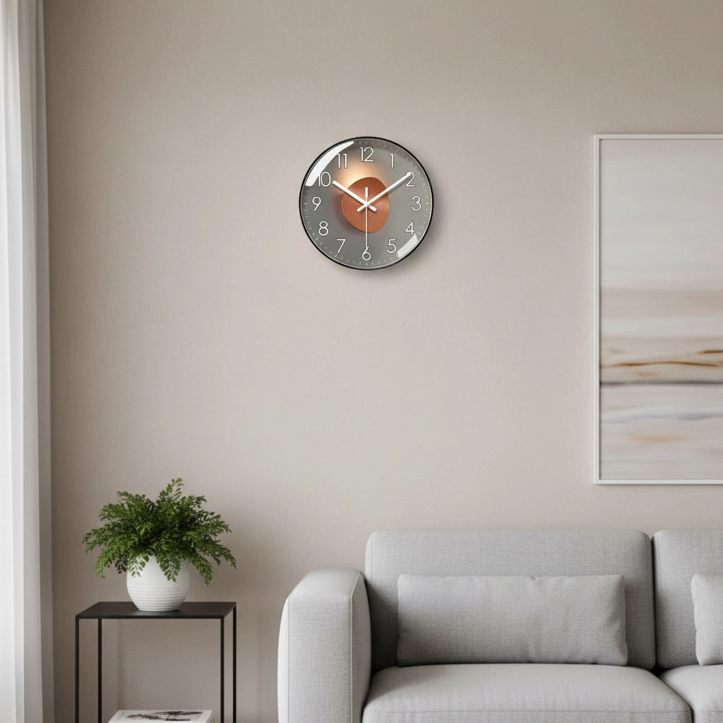 Horloge murale design dorée Image