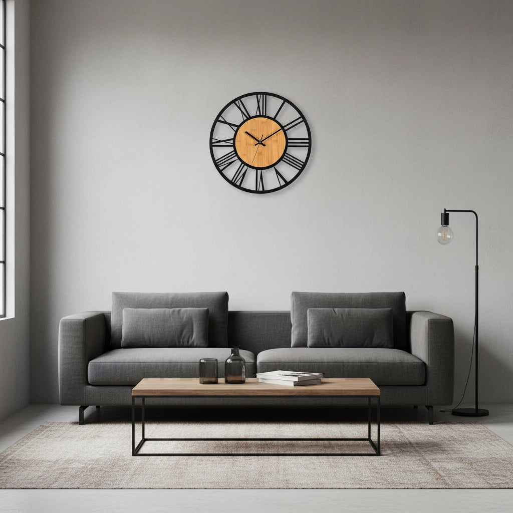 Horloge murale en fer noir Image