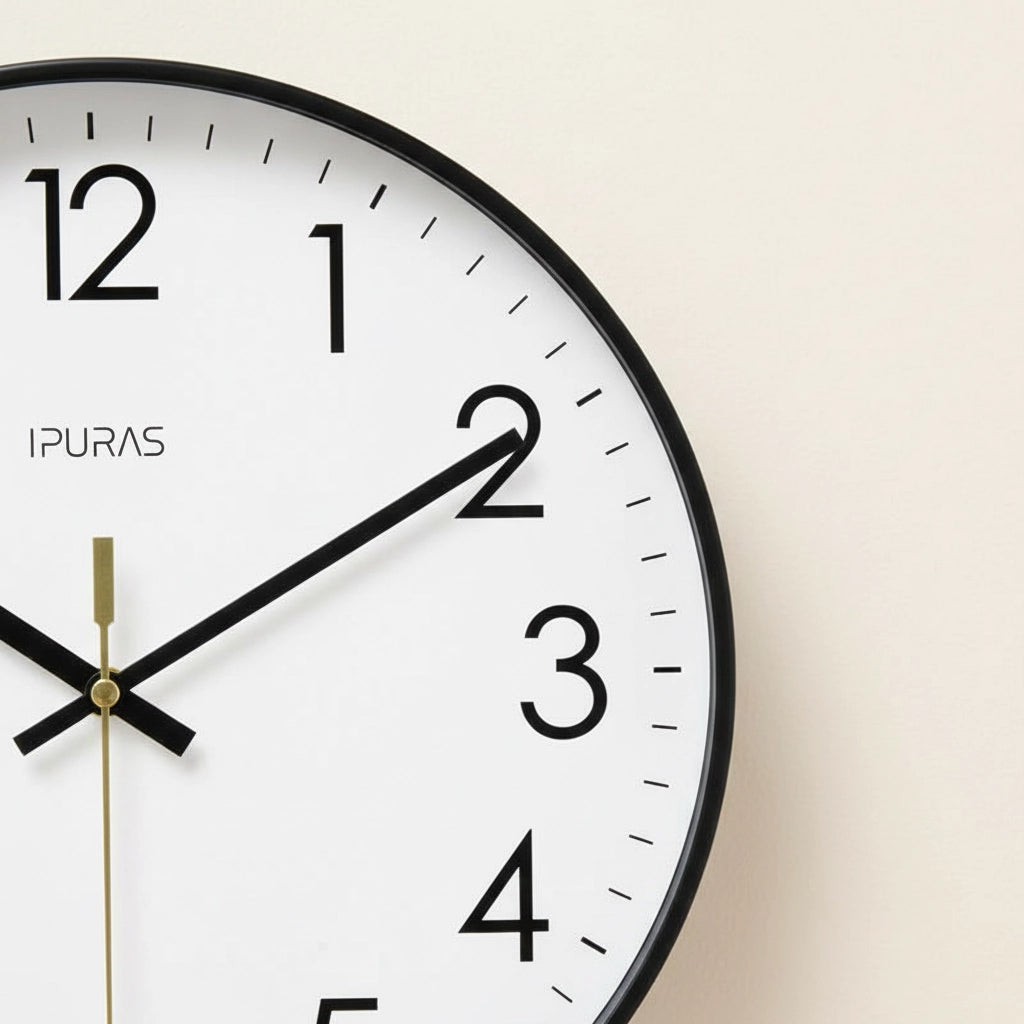 Horloge murale moderne pour salon