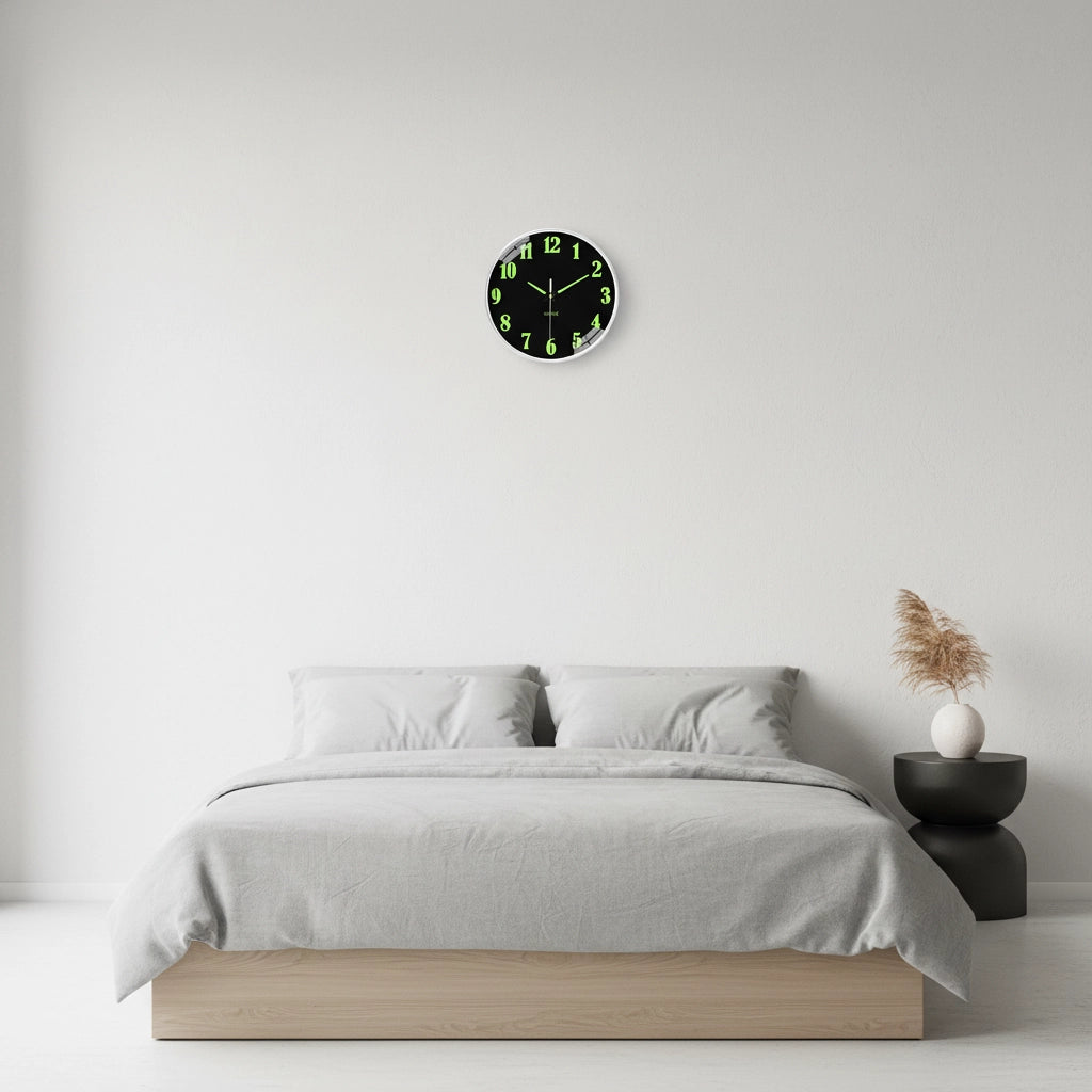 Horloge murale silencieuse luminescente 20 cm