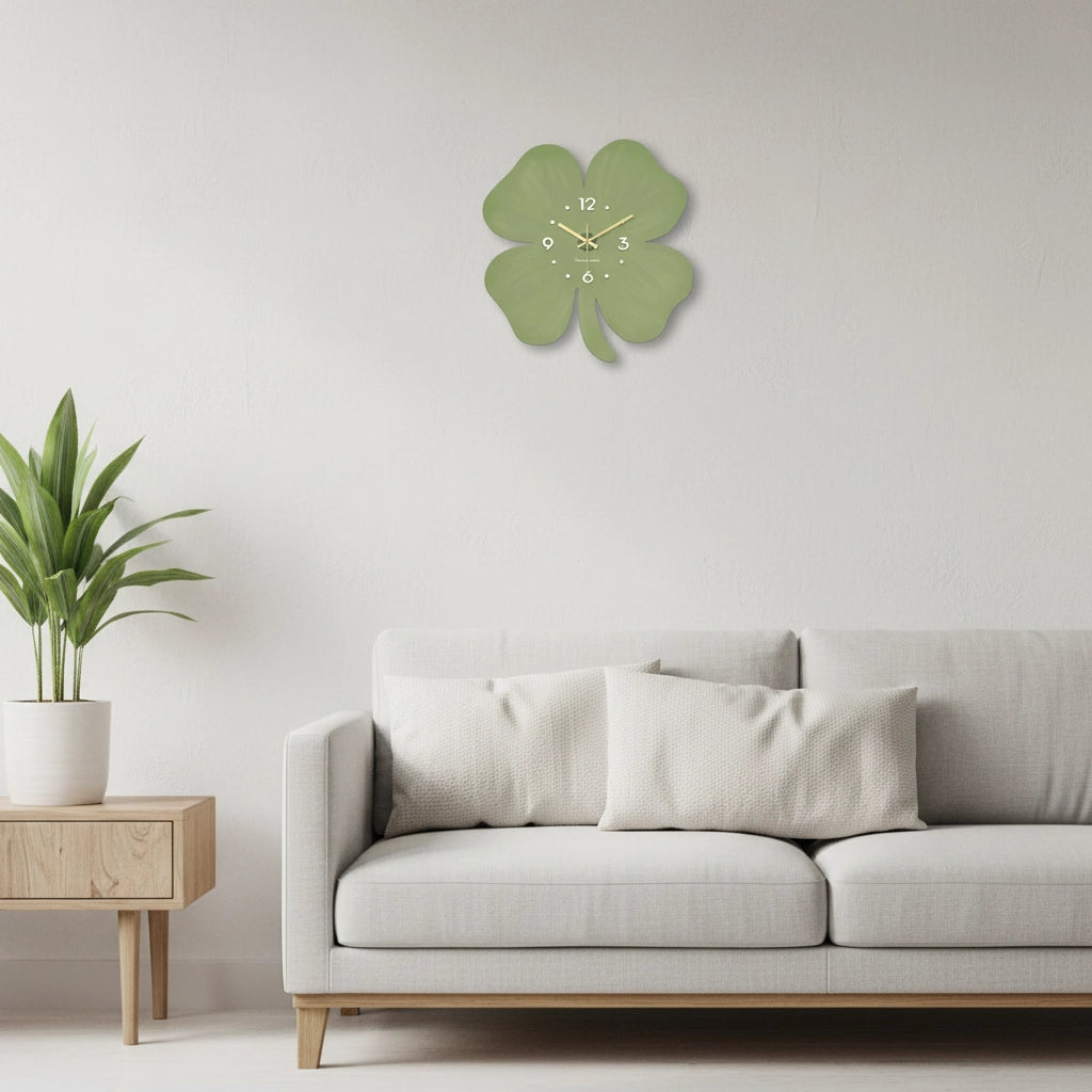 Horloge murale trèfle